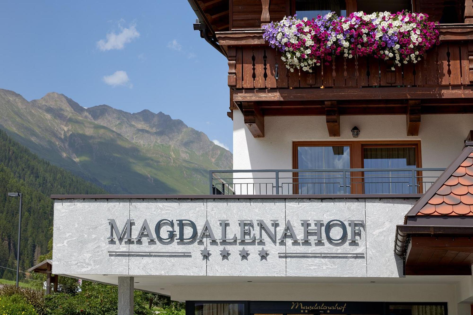 סנטה מדלנה אין קזיאס Vitalpina Hotel Magdalenahof מראה חיצוני תמונה